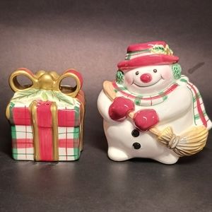 Fitz and Floyd Plaid Christmas Salt and Pepper Shakers